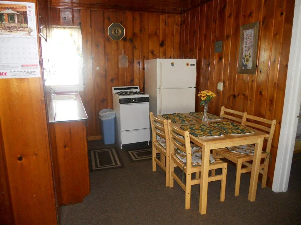 Stefan'S R&R Resort Lincoln Junction Εξωτερικό φωτογραφία
