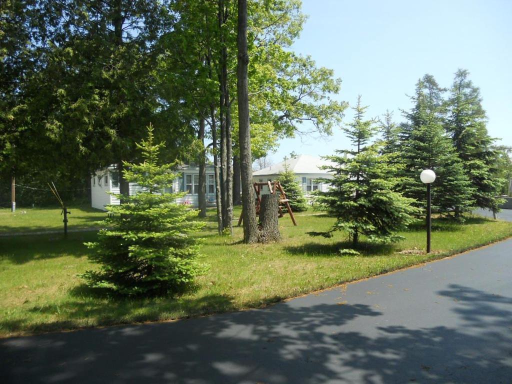 Stefan'S R&R Resort Lincoln Junction Εξωτερικό φωτογραφία