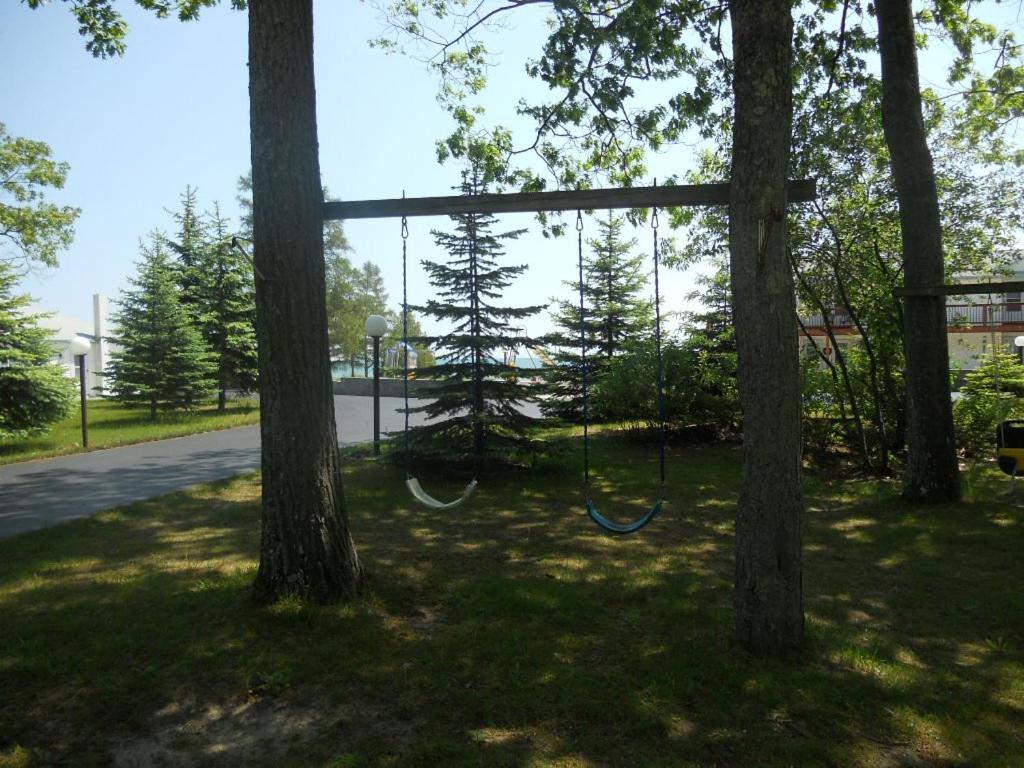 Stefan'S R&R Resort Lincoln Junction Εξωτερικό φωτογραφία