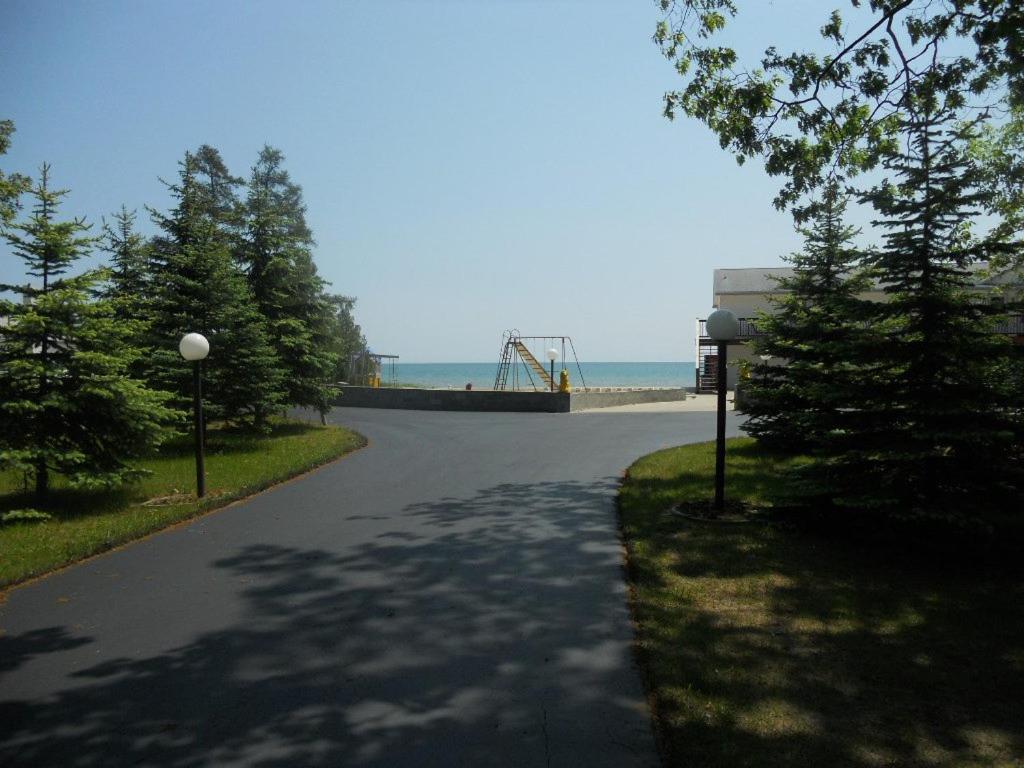 Stefan'S R&R Resort Lincoln Junction Εξωτερικό φωτογραφία